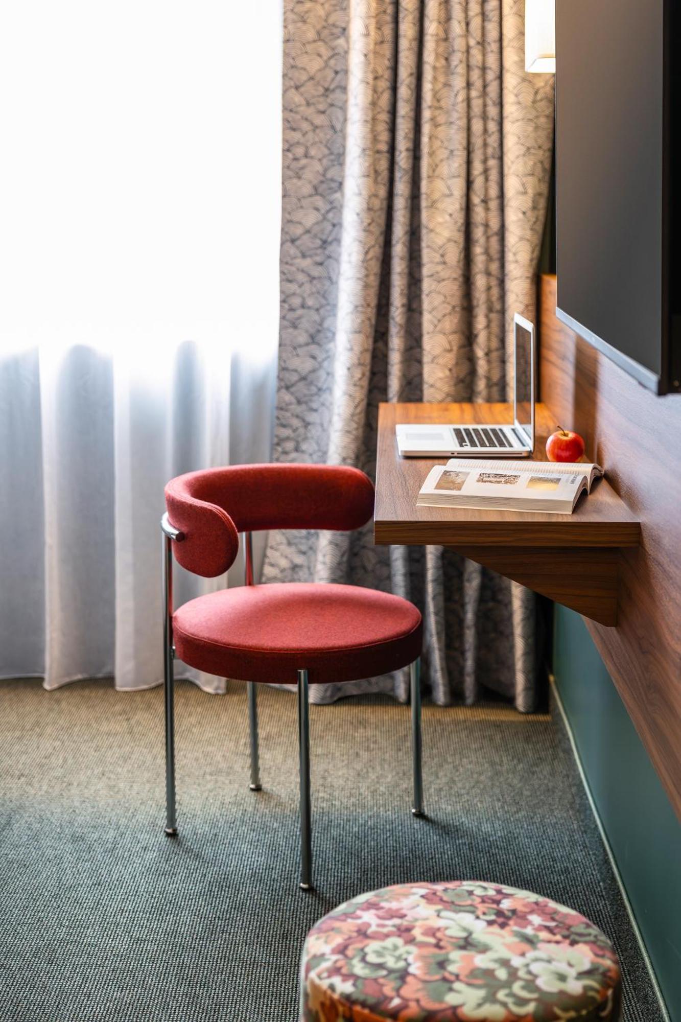 Mercure Cote De Nacre 4*
