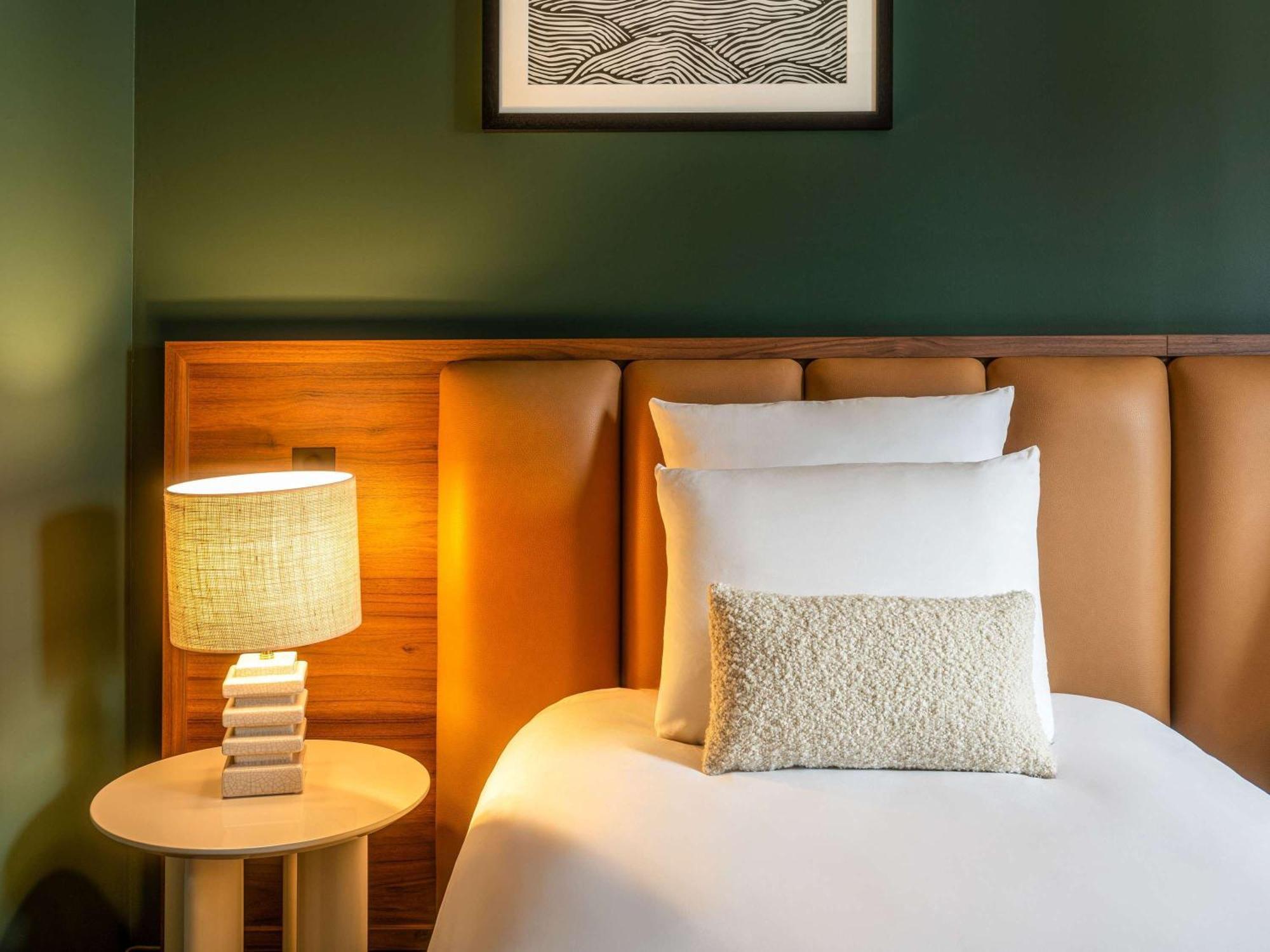 Mercure Cote De Nacre Hotel