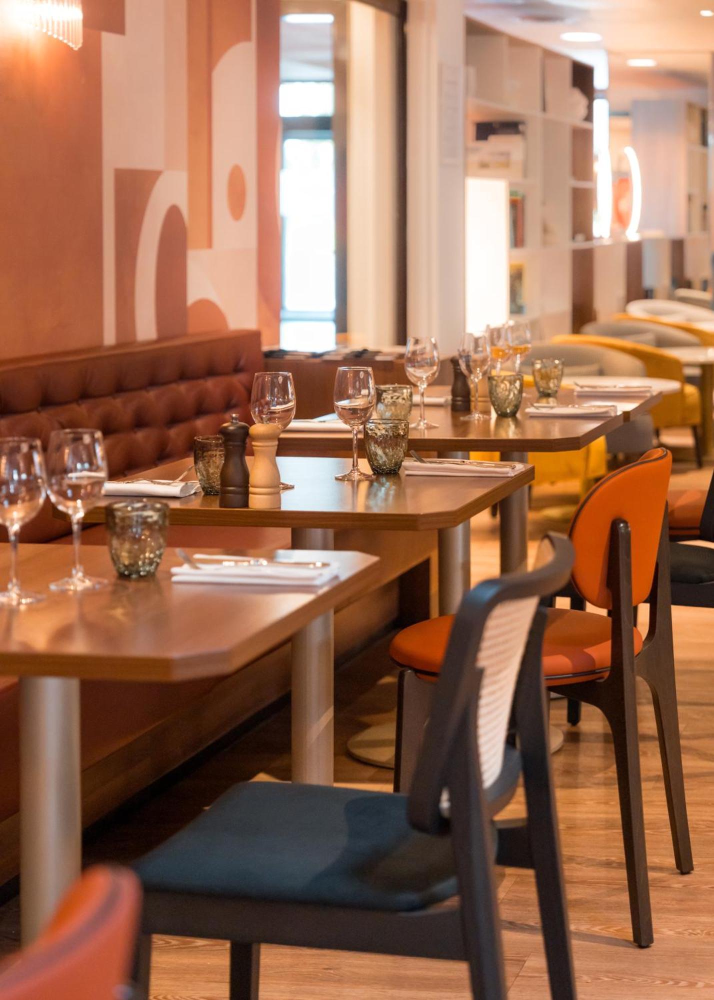 Mercure Cote De Nacre Hotel 4*