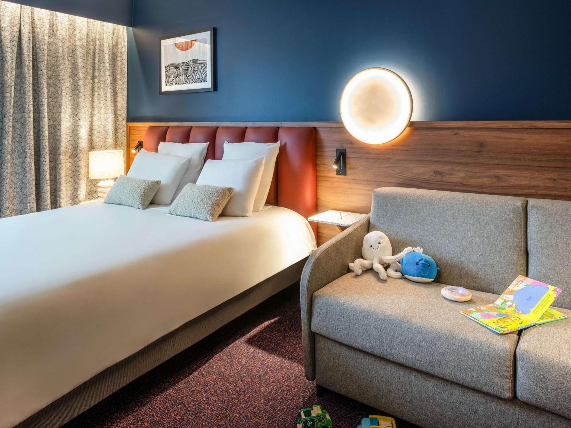Mercure Cote De Nacre Hotel 4*