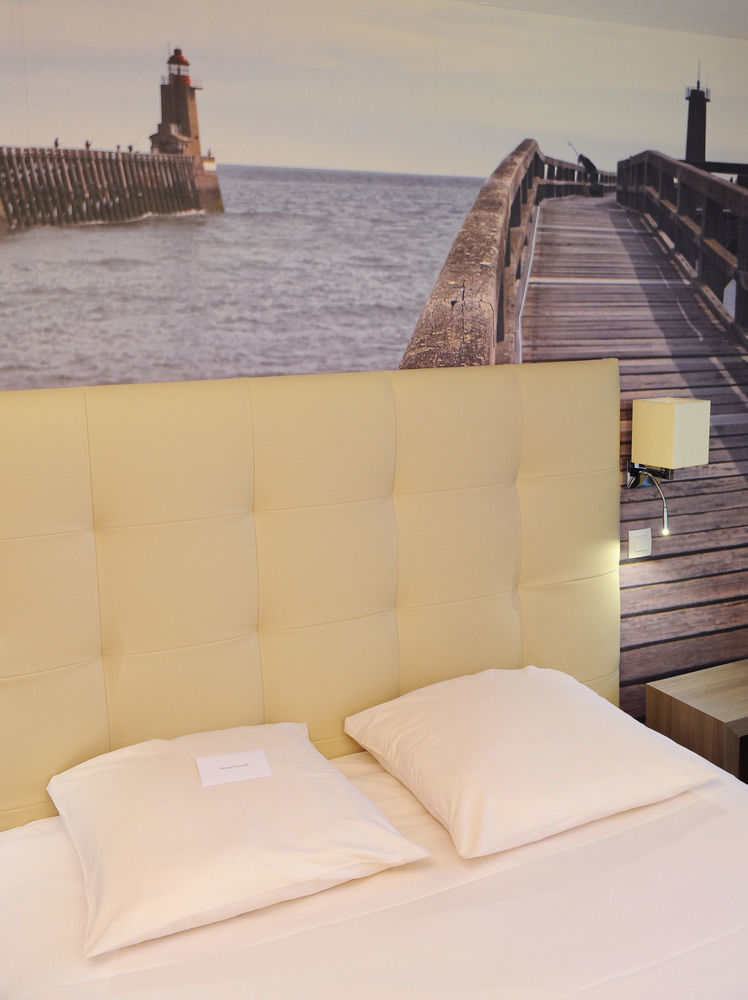 Hotel Mercure Cote De Nacre